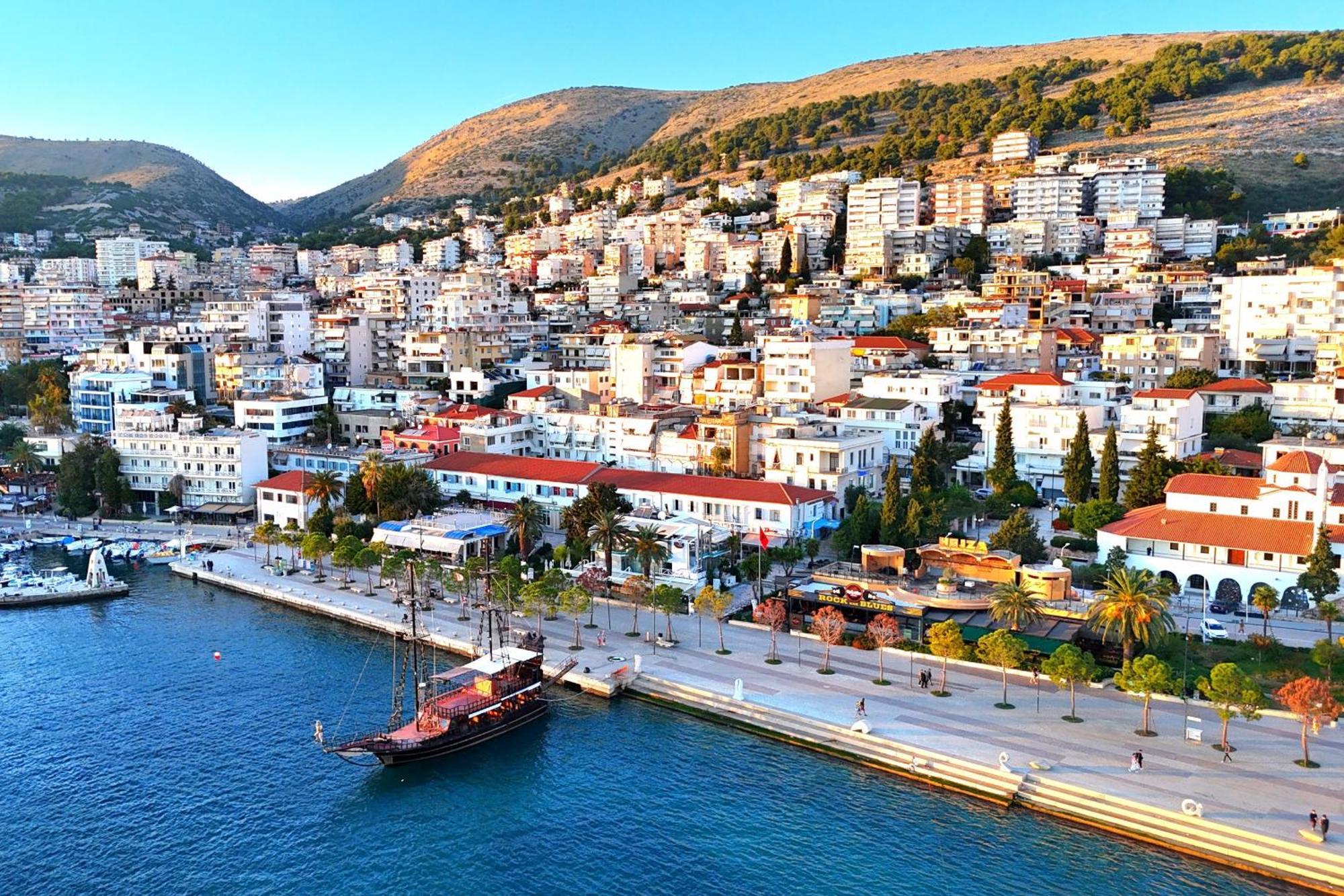 Wonderful View Apartments Sarandë エクステリア 写真